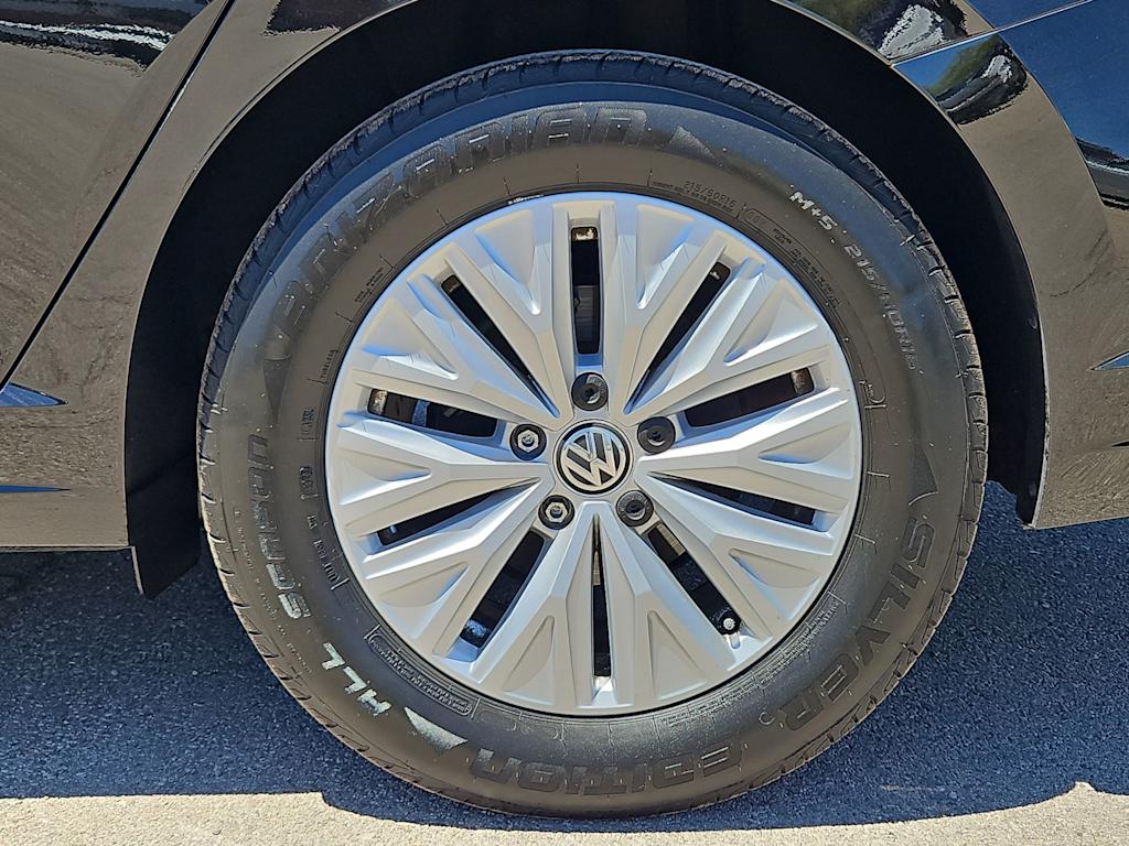 Thumbnail: 2019 Volkswagen Jetta - 7