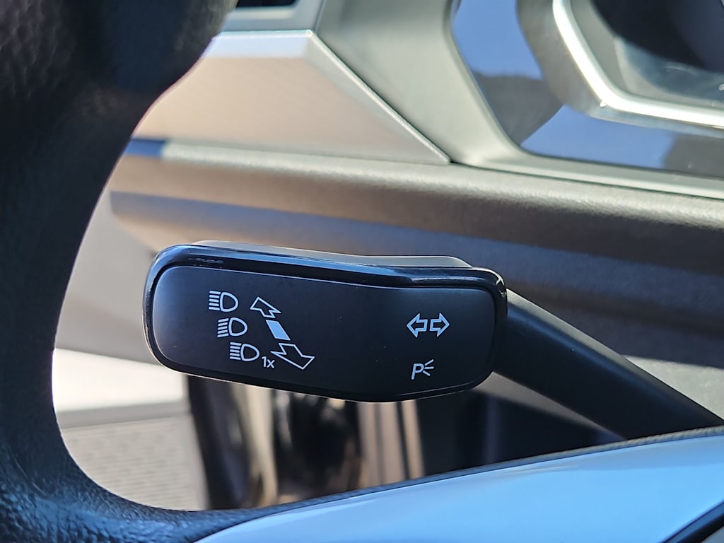 Thumbnail: 2019 Volkswagen Jetta - 31