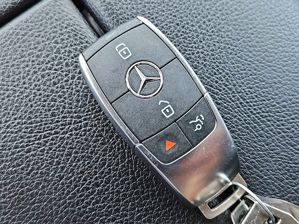 Thumbnail: 2022 Mercedes-Benz GLS - 18
