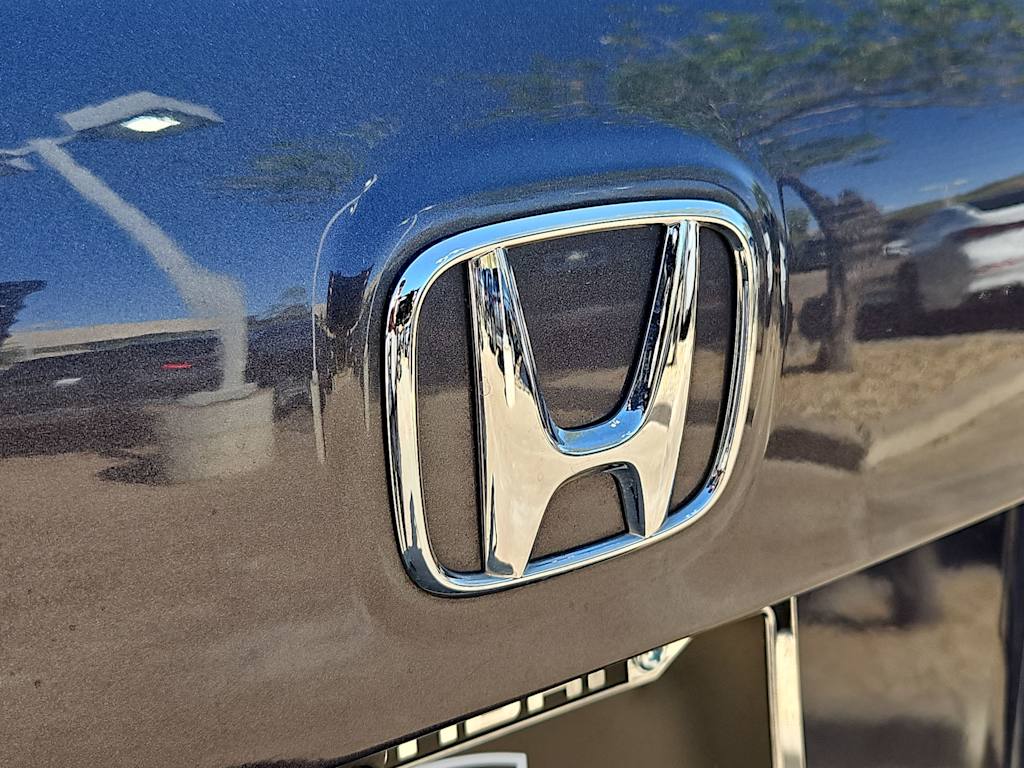 Thumbnail: 2017 Honda Pilot - 7