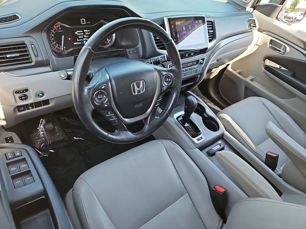 Thumbnail: 2017 Honda Pilot - 2