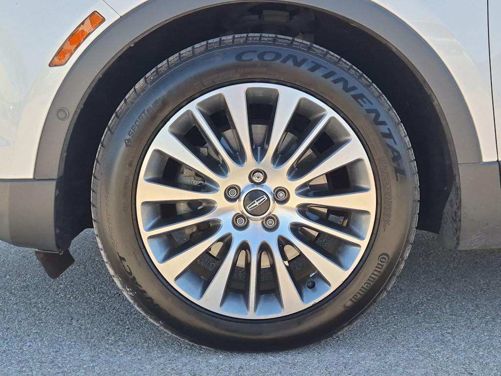 Thumbnail: 2018 Lincoln MKC - 8