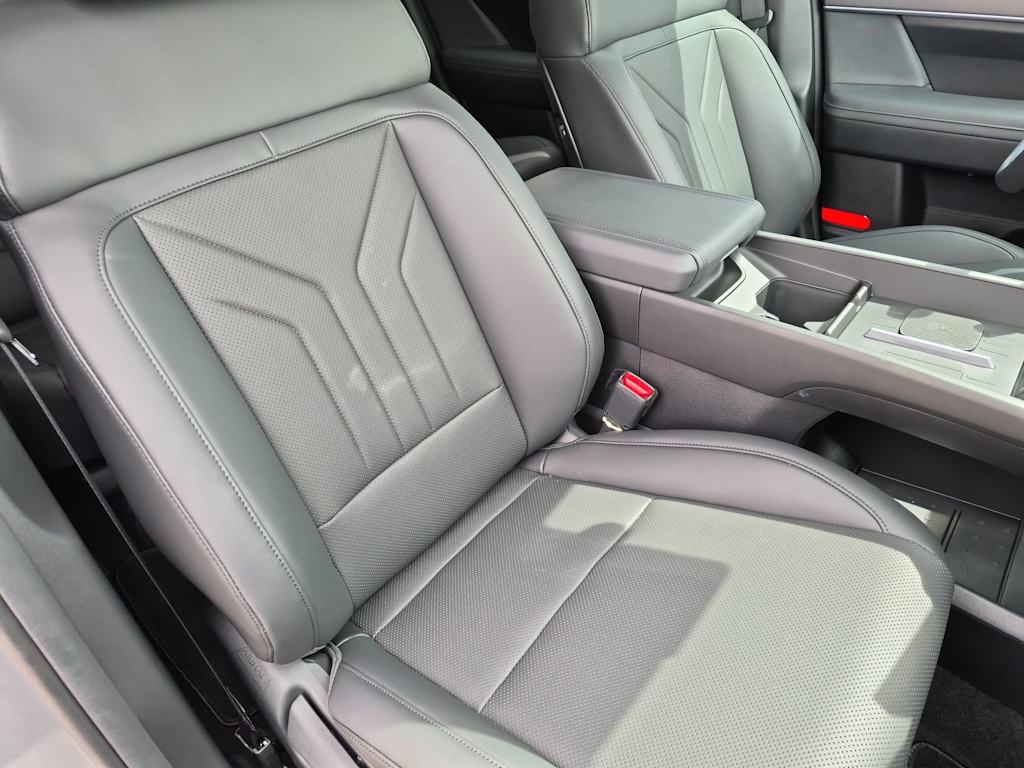 Thumbnail: 2026 Hyundai Santa Fe - 10