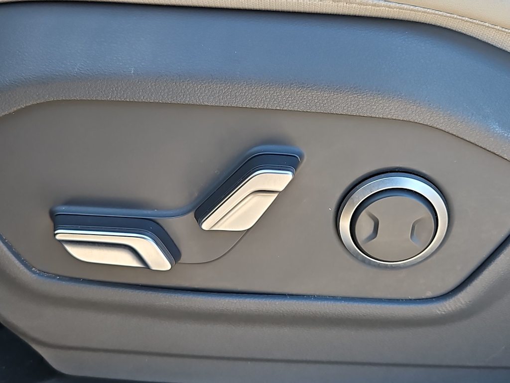 Thumbnail: 2024 Hyundai Santa Fe - 24