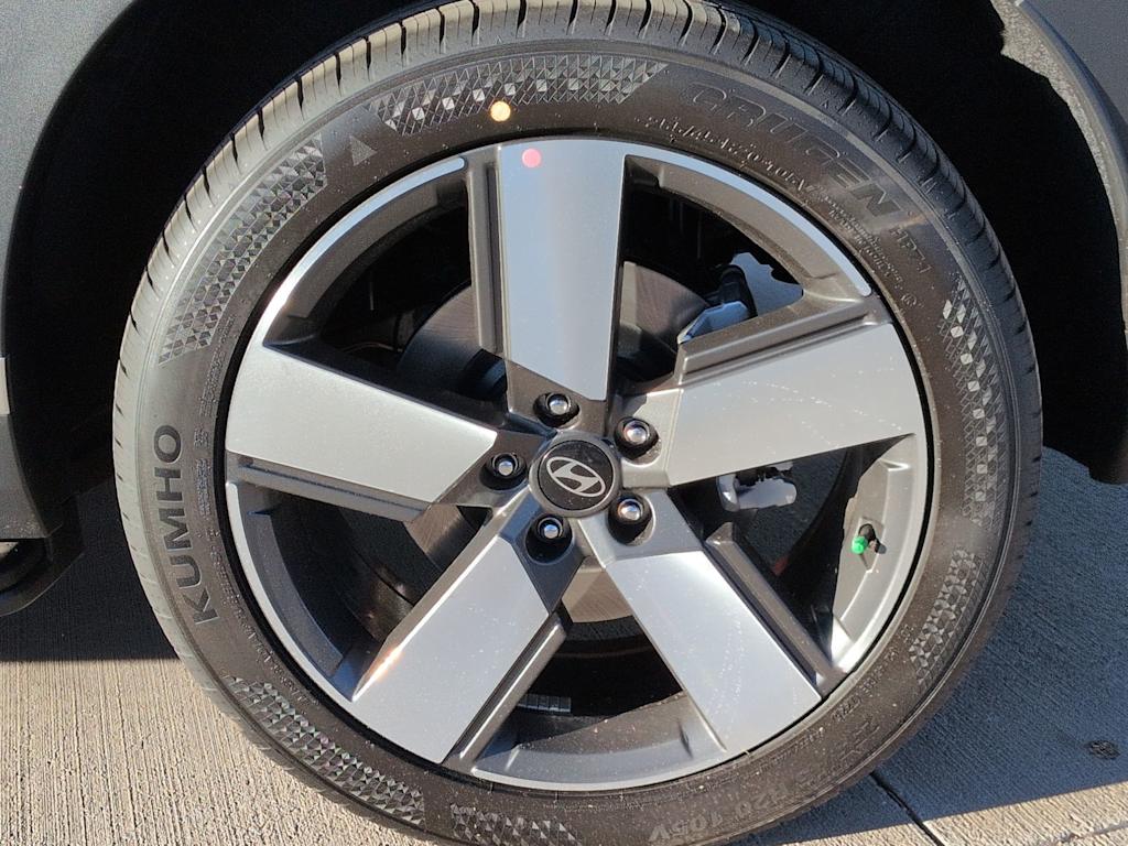 Thumbnail: 2026 Hyundai Santa Fe - 8