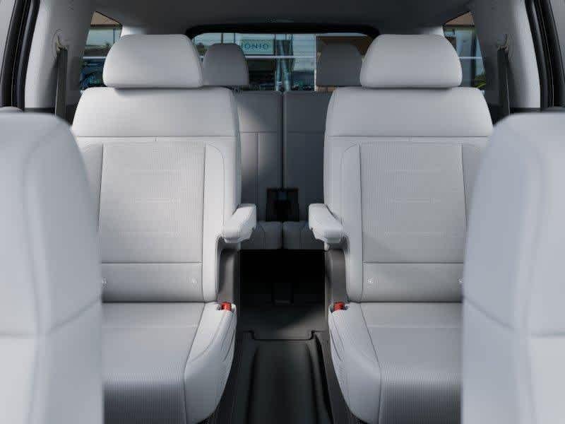 Thumbnail: 2027 Hyundai Santa Fe - 4