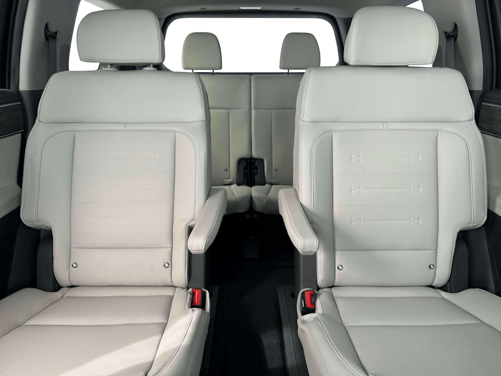 Thumbnail: 2026 Hyundai Santa Fe - 8