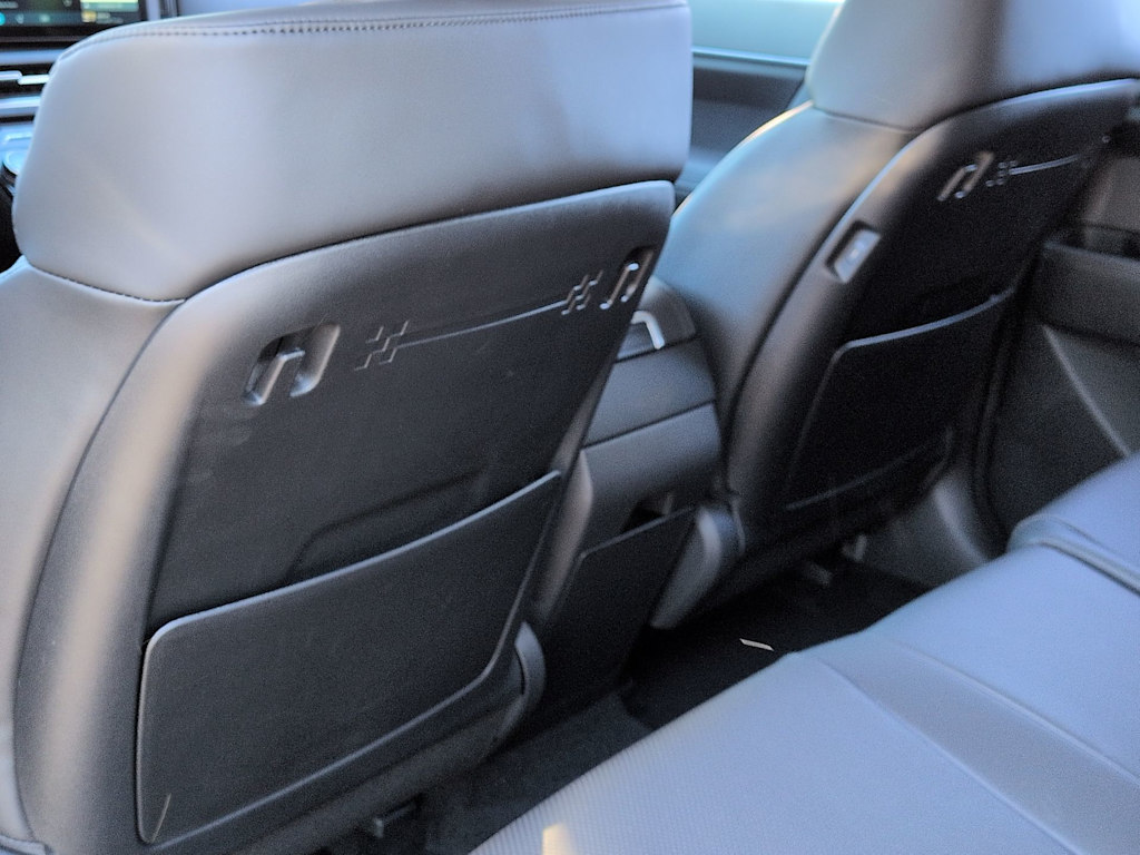 Thumbnail: 2026 Hyundai Santa Fe - 12