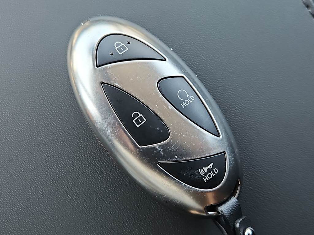 Thumbnail: 2025 Hyundai Santa Fe - 18