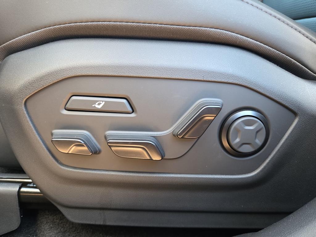 Thumbnail: 2026 Hyundai Santa Fe - 24