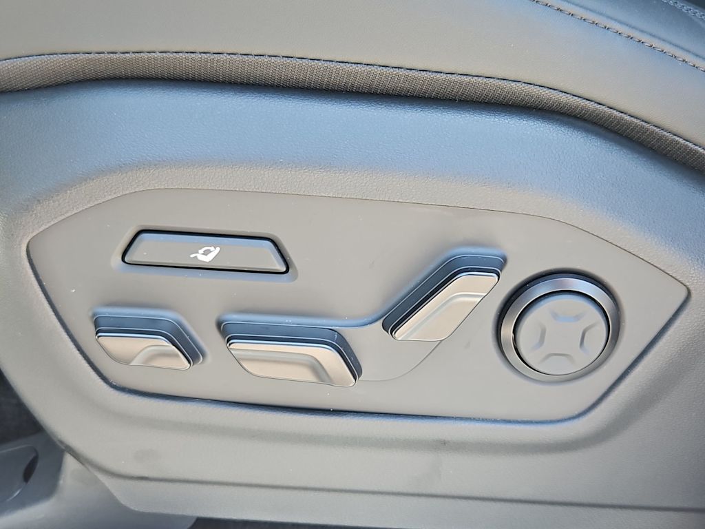 Thumbnail: 2026 Hyundai Santa Fe - 27
