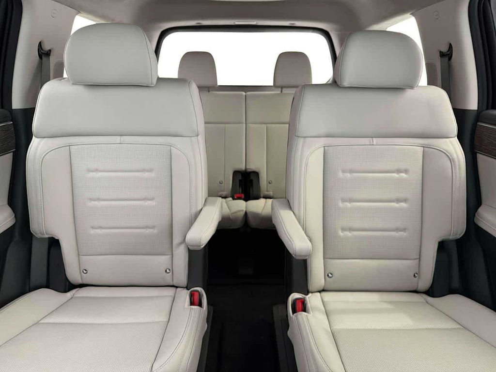 Thumbnail: 2026 Hyundai Santa Fe - 8