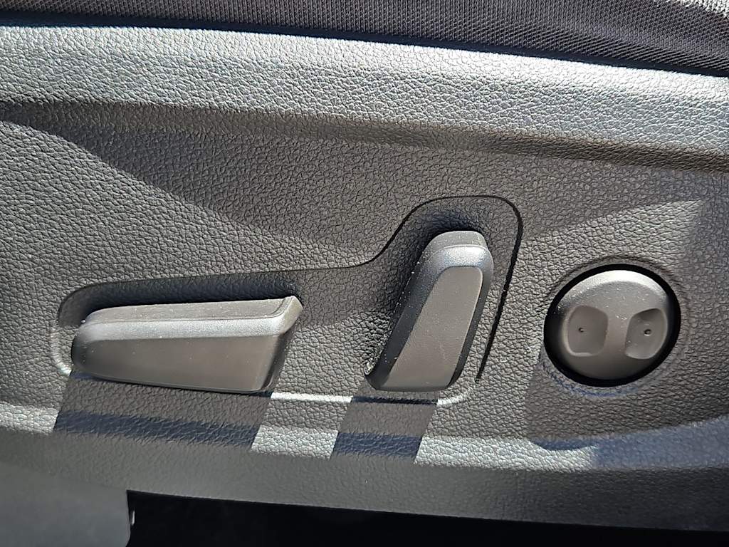 Thumbnail: 2021 Hyundai Santa Fe - 26