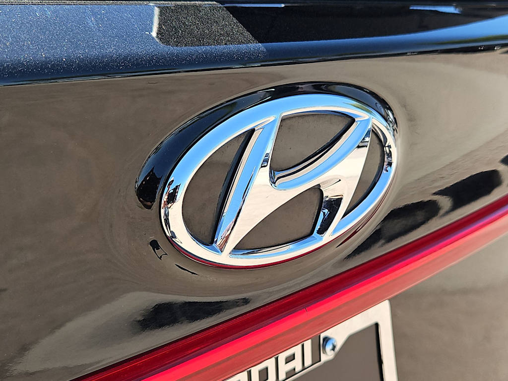 Thumbnail: 2023 Hyundai Santa Fe - 7