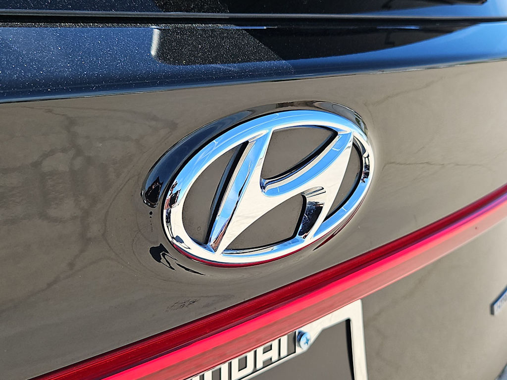 Thumbnail: 2022 Hyundai Santa Fe - 7