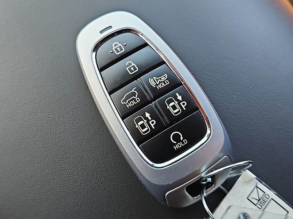 Thumbnail: 2023 Hyundai Santa Fe - 36