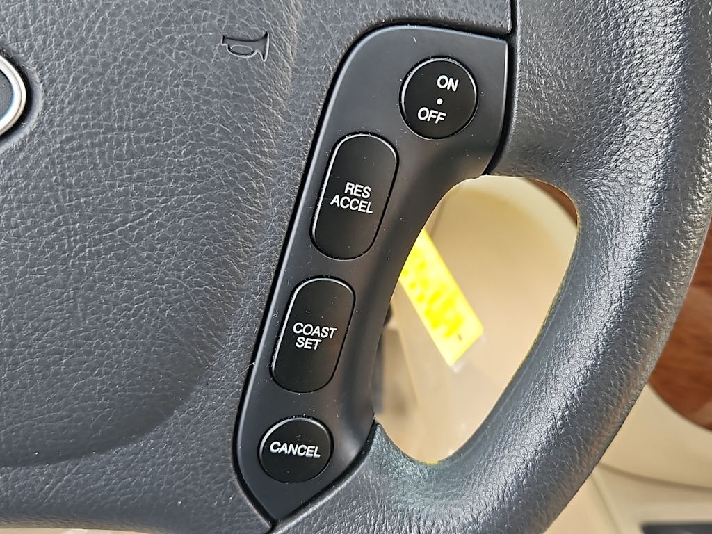 Thumbnail: 2009 Hyundai Santa Fe - 30