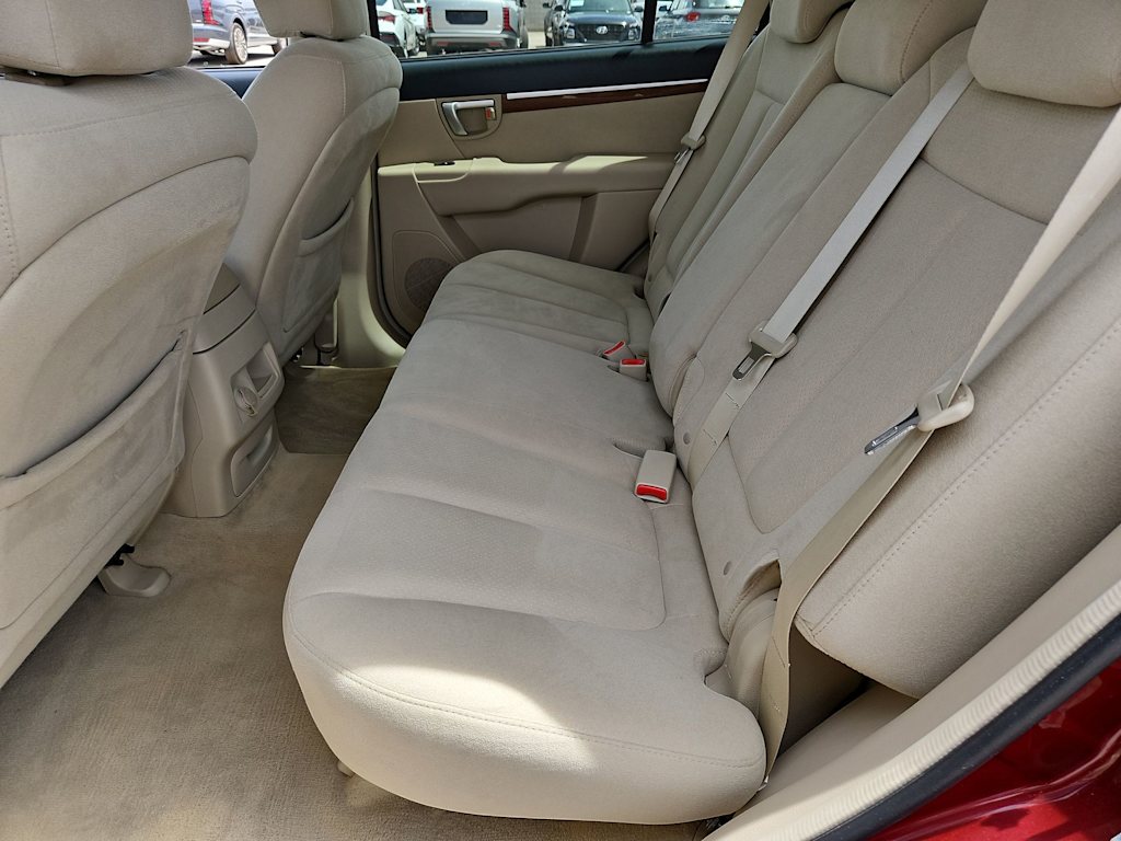 Thumbnail: 2009 Hyundai Santa Fe - 27