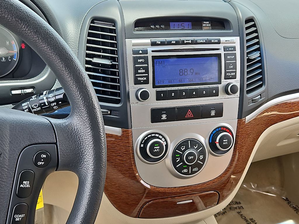 Thumbnail: 2009 Hyundai Santa Fe - 15