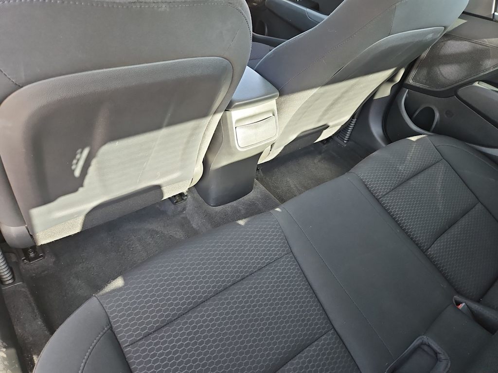 Thumbnail: 2020 Hyundai Elantra - 18