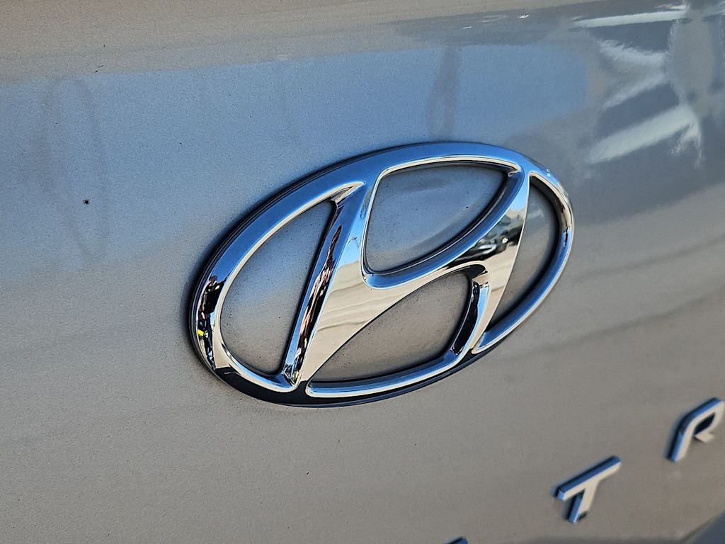 Thumbnail: 2020 Hyundai Elantra - 7