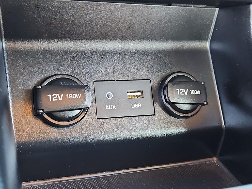 Thumbnail: 2020 Hyundai Elantra - 34