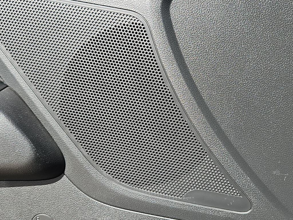 Thumbnail: 2020 Hyundai Elantra - 33