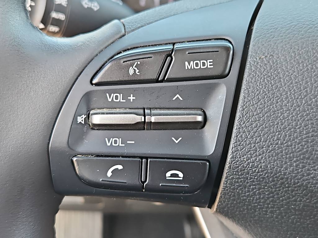 Thumbnail: 2020 Hyundai Elantra - 28