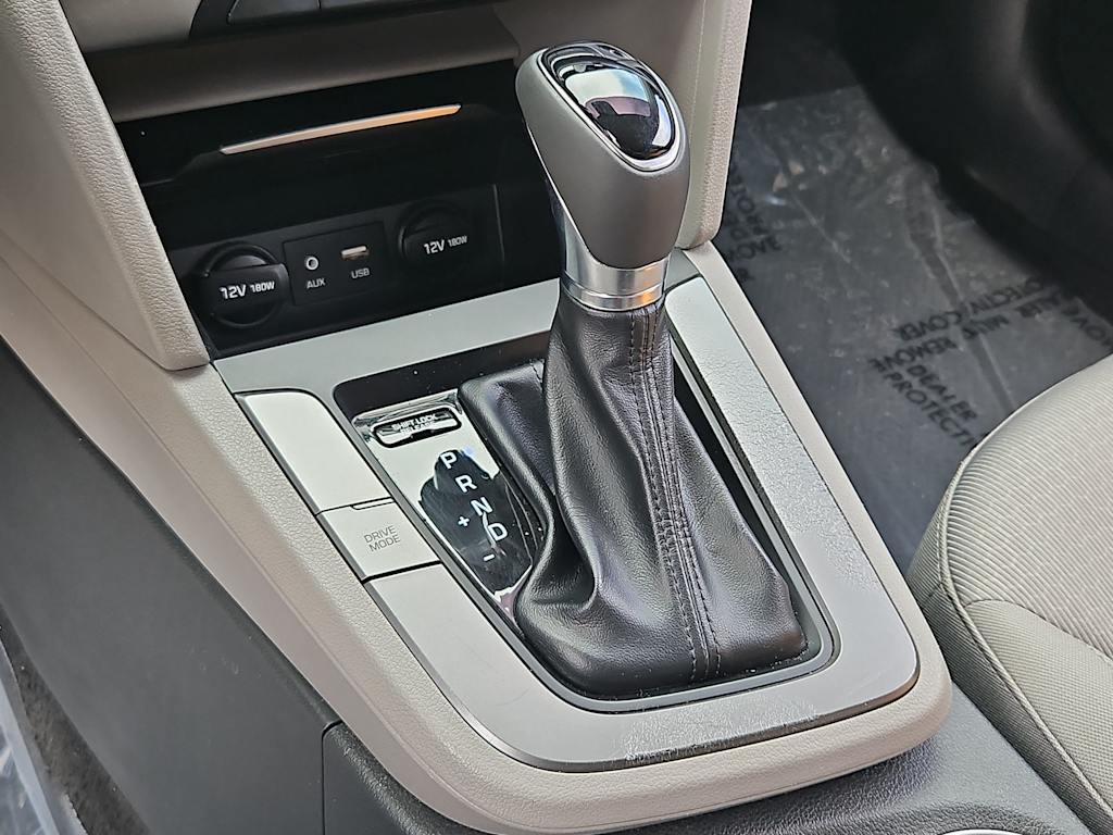 Thumbnail: 2018 Hyundai Elantra - 15