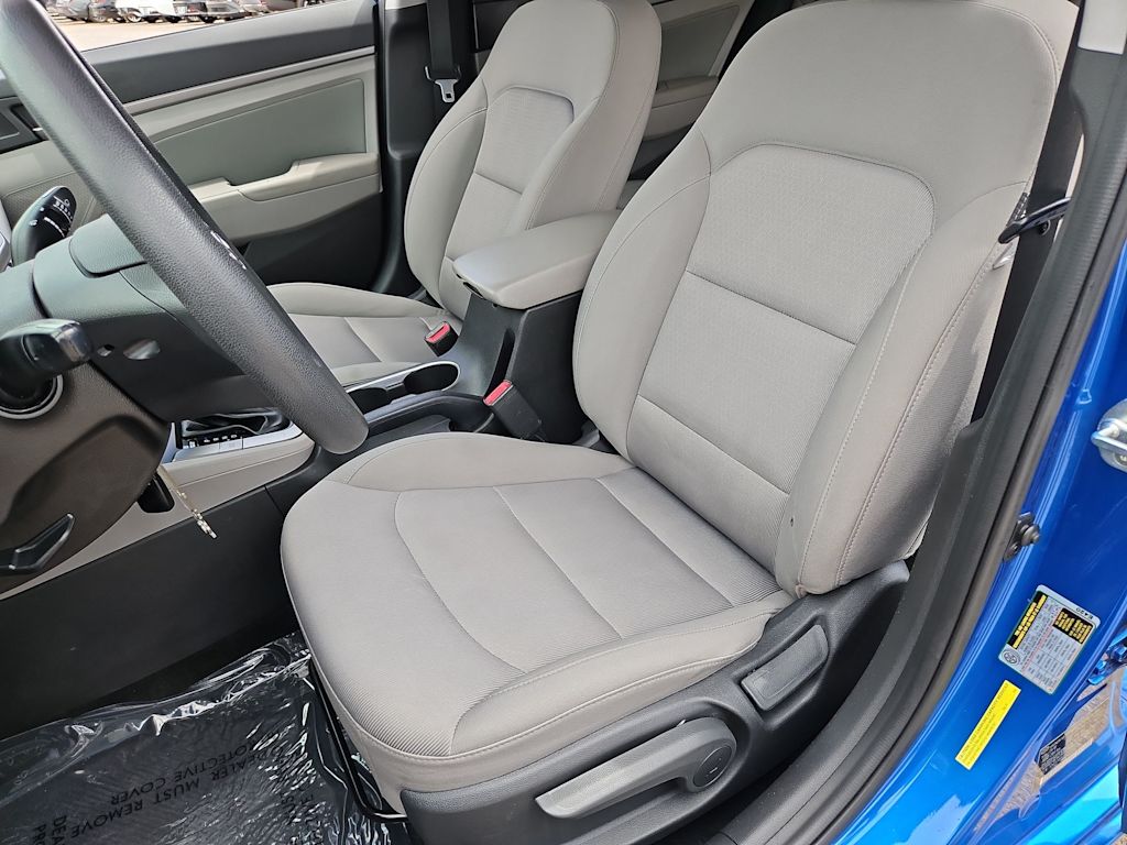 Thumbnail: 2018 Hyundai Elantra - 10