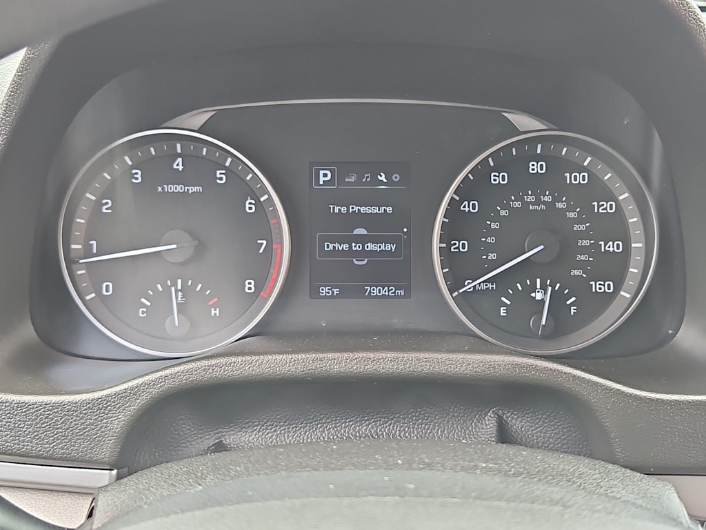 Thumbnail: 2018 Hyundai Elantra - 16