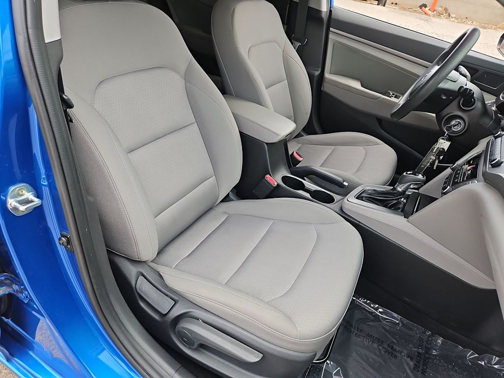 Thumbnail: 2018 Hyundai Elantra - 11