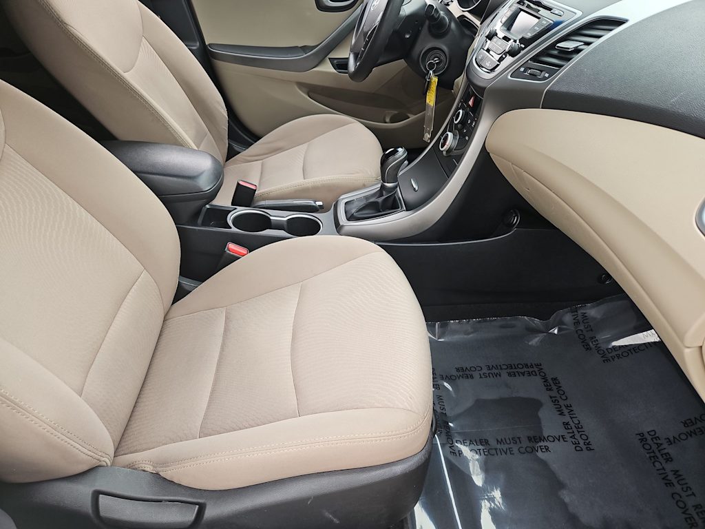 Thumbnail: 2016 Hyundai Elantra - 12