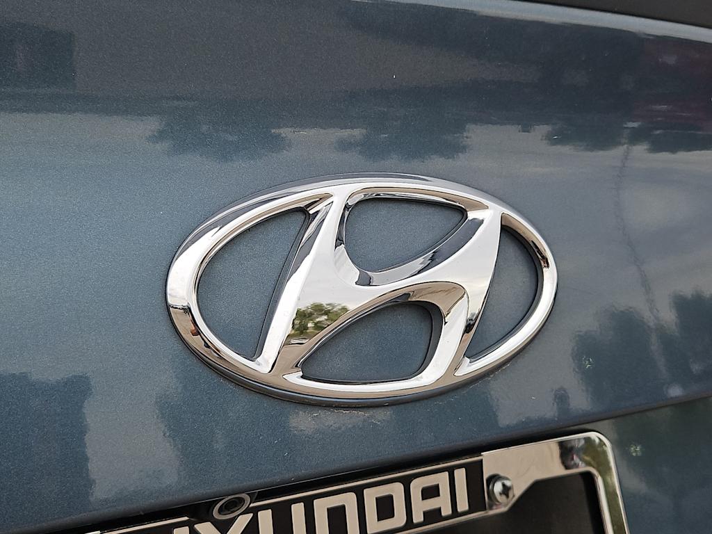 Thumbnail: 2017 Hyundai Sonata - 7