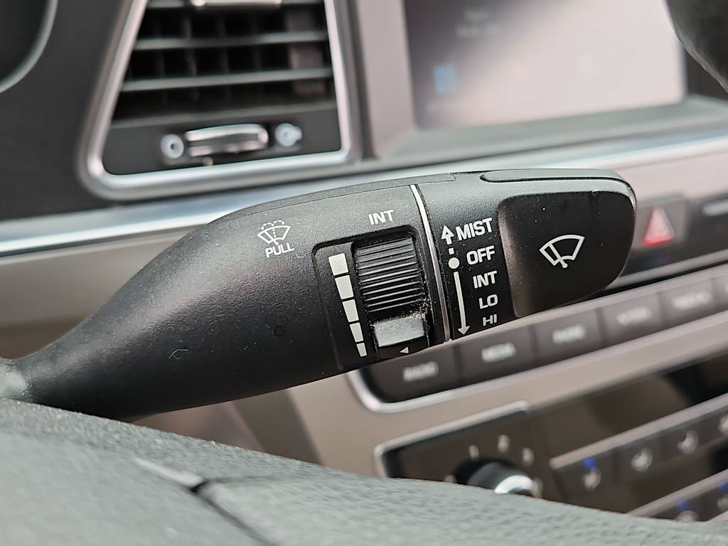 Thumbnail: 2017 Hyundai Sonata - 29
