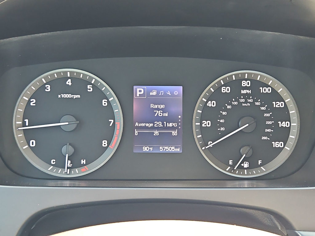 Thumbnail: 2016 Hyundai Sonata - 17