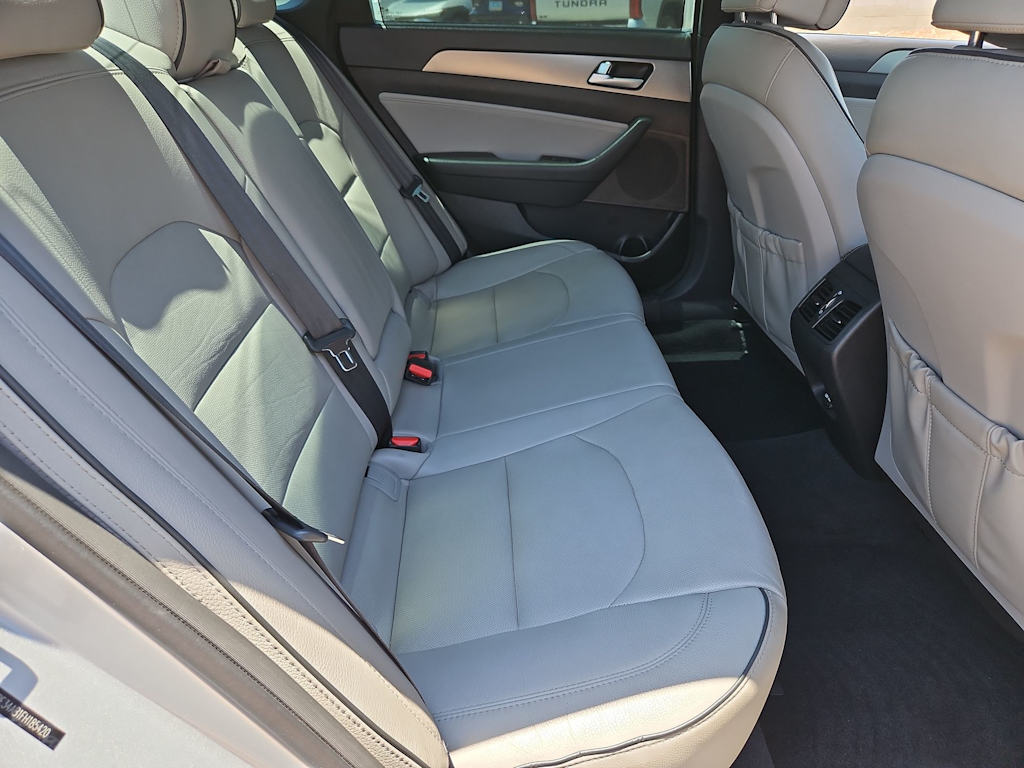 Thumbnail: 2015 Hyundai Sonata - 28