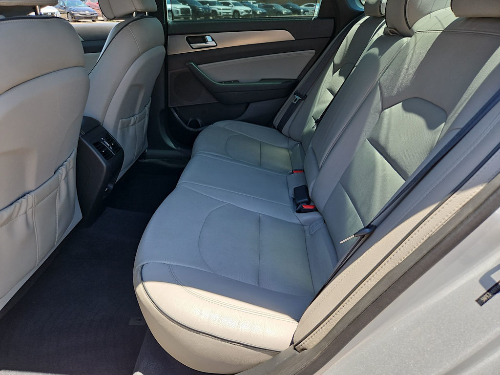 Thumbnail: 2015 Hyundai Sonata - 27