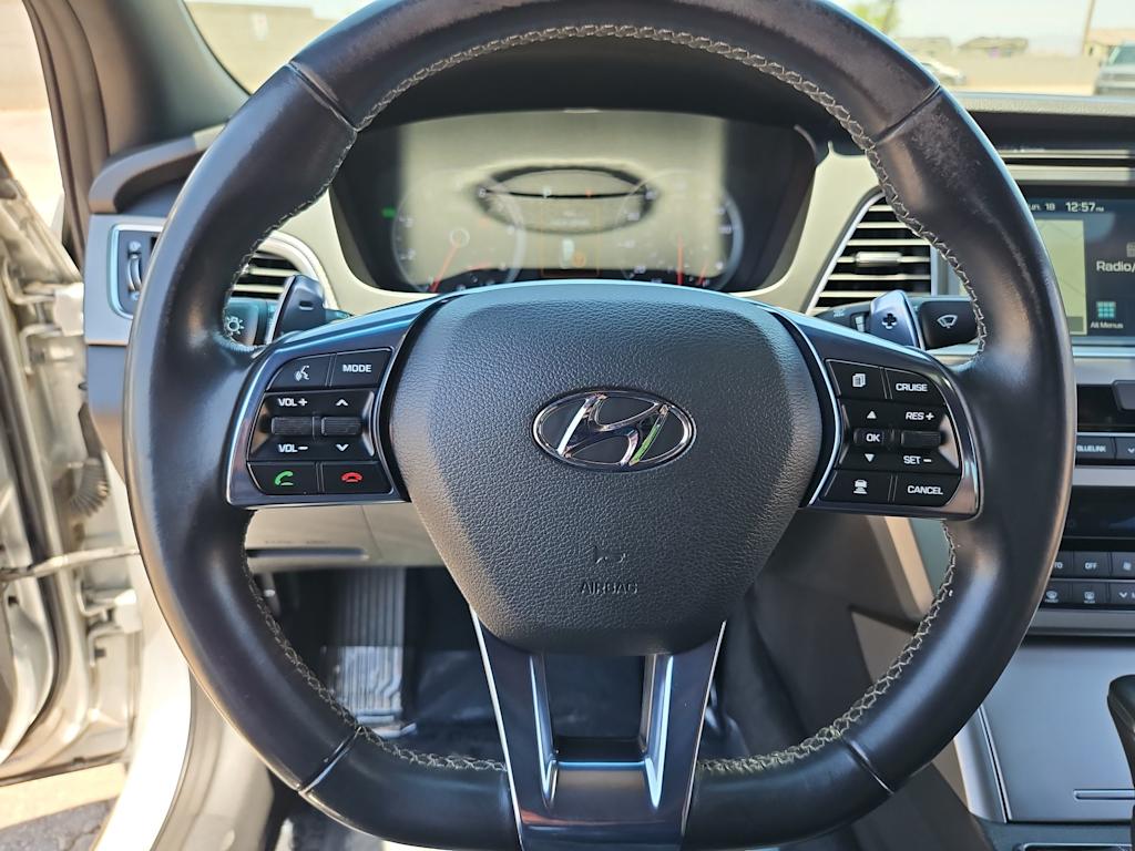 Thumbnail: 2015 Hyundai Sonata - 14