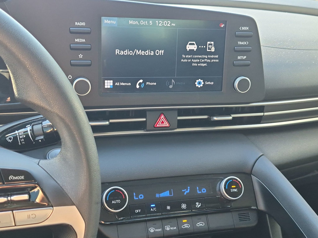 Thumbnail: 2023 Hyundai Elantra - 15