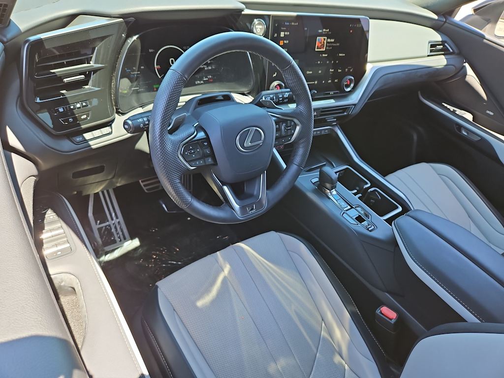 Thumbnail: 2025 Lexus TX - 2