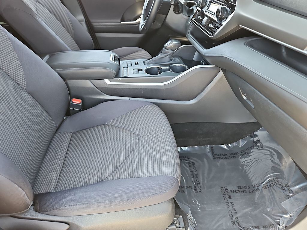 Thumbnail: 2020 Toyota Highlander - 12