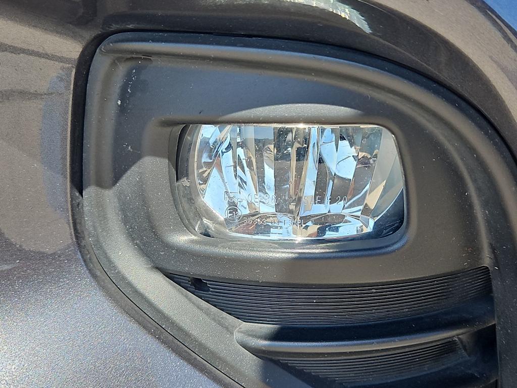 Thumbnail: 2020 Toyota Highlander - 25