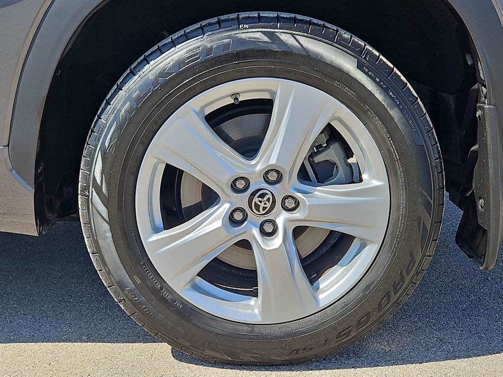 Thumbnail: 2020 Toyota Highlander - 8