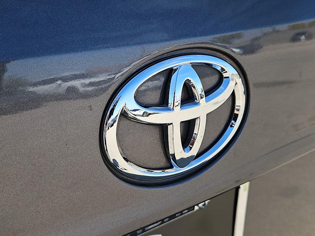 Thumbnail: 2020 Toyota Highlander - 7