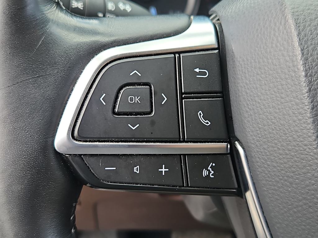 Thumbnail: 2021 Toyota Highlander - 30