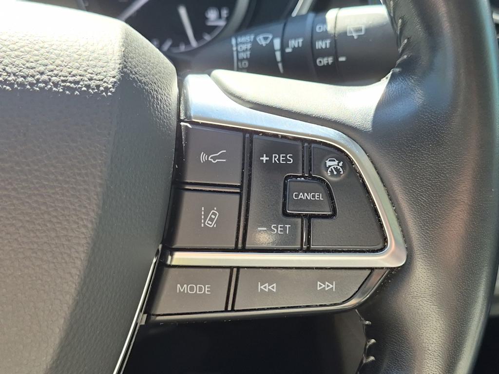 Thumbnail: 2021 Toyota Highlander - 22