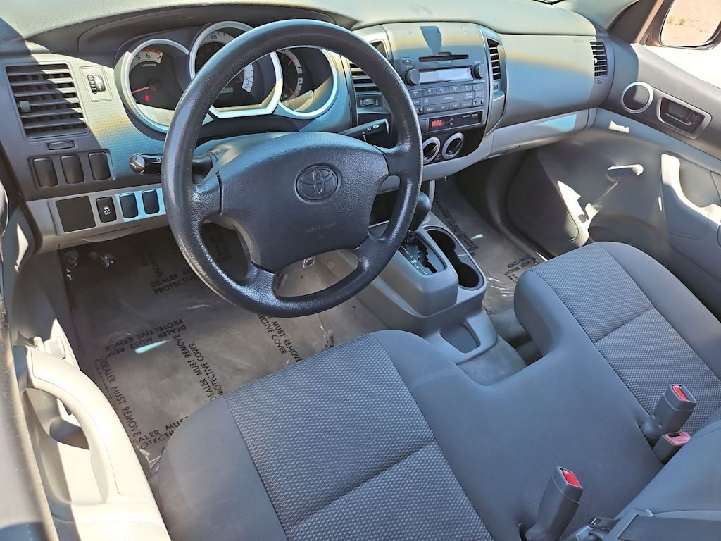 Thumbnail: 2011 Toyota Tacoma - 11