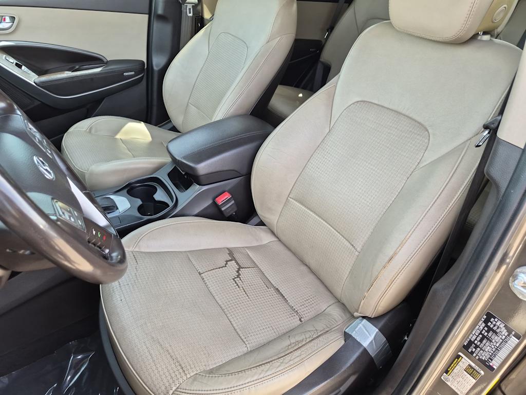 Thumbnail: 2013 Hyundai Santa Fe - 11