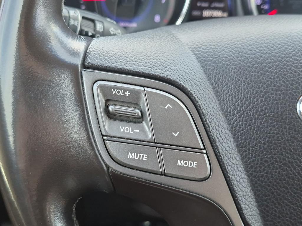 Thumbnail: 2013 Hyundai Santa Fe - 29